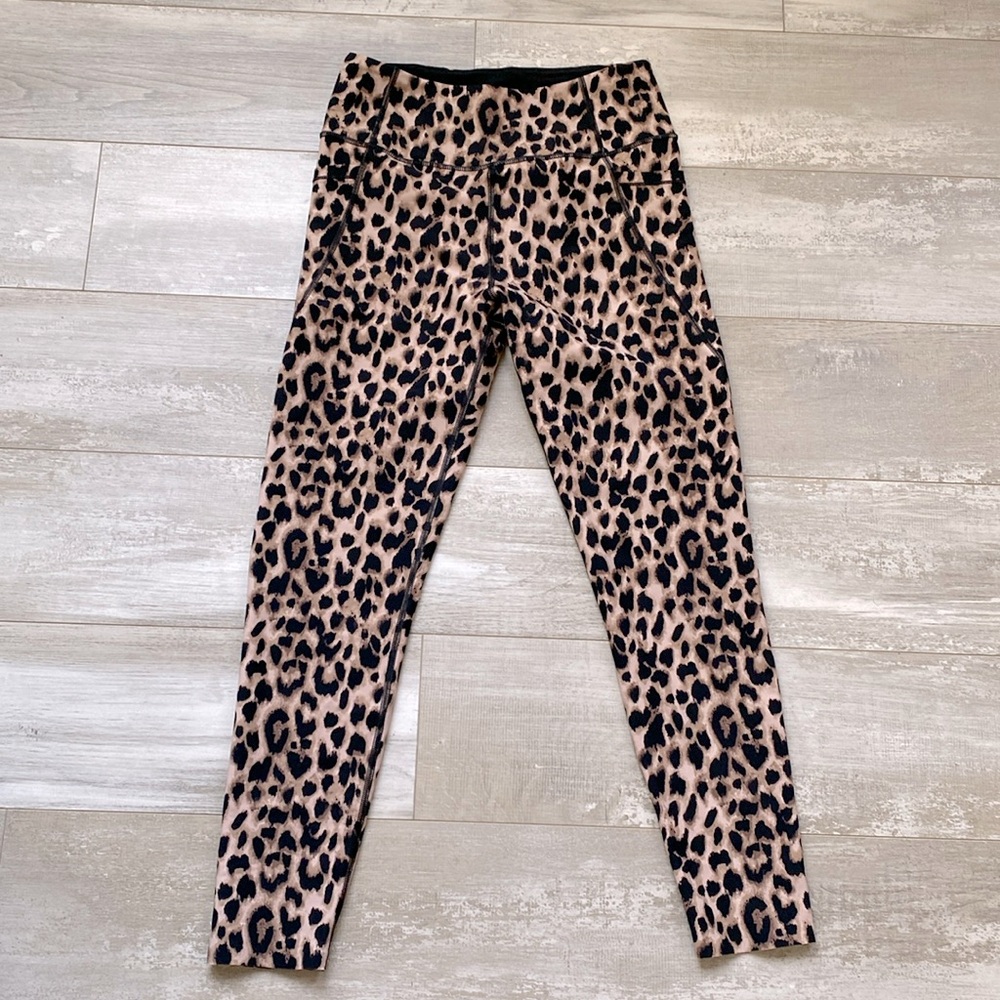 Victoria’s Secret Ankle Leggings Small